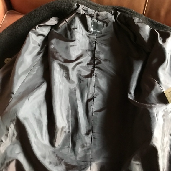 Beautiful winter coat - Picture 5 of 6